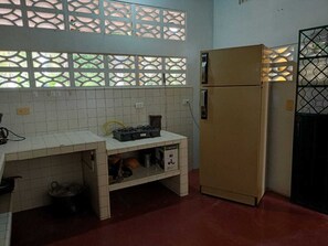 Private kitchen - Casa De Campo Villa Lina, unplug your soul (Guamo)