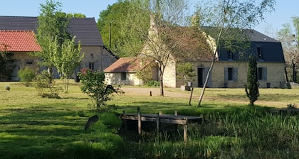 Renovated 18th century mill "Domaine vous vous uniquement, with private swimming pool".