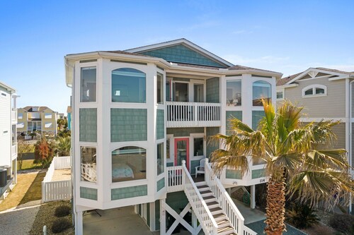 Marsh Mellowed by the Sea at Holden Beach, Privated heated pool and beach access