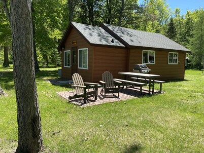 Secluded lakefront family retreat for a relaxing getaway in the north woods