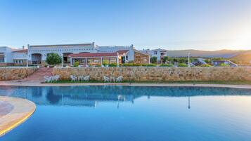 Room, 1 Bedroom, Accessible, Smoking | Pool | Indoor pool