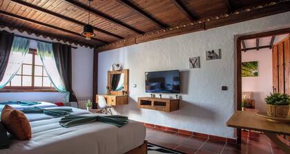 Room-bungalow Triple 6 - El Cortijo Chef