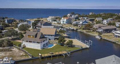 Waterfront Home With Hot Tub, Private Dock & Pool