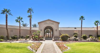 Escape to Paradise w/Private Pool and Hot Tub w/2 bed - 2 bath