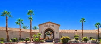 A Private Desert Oasis in Palm Desert Country Club With Pool-Spa-Cooling Misters