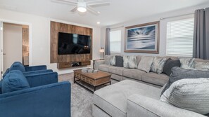 TV, foosball - Ultimate 6 Bedroom villa on Storey Lake, Orlando Villa 3842 (Orlando)