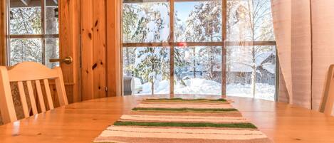 تناول الطعام