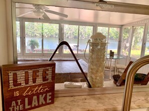 Unclassified image, 4 of 22, button