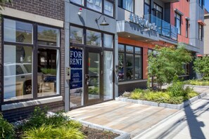 Exterior detail - Newly constructed Sommerville 2BR w/ Rooftop, W/D in unit by Blueground (Boston)