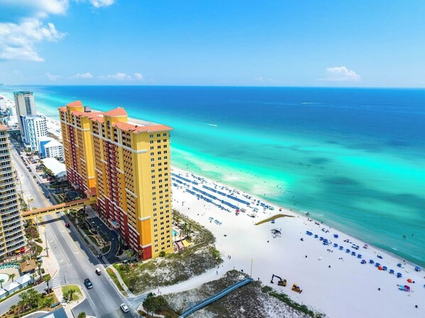 Accommodatie ligt op het strand