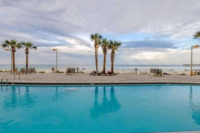 Peaceful Palms