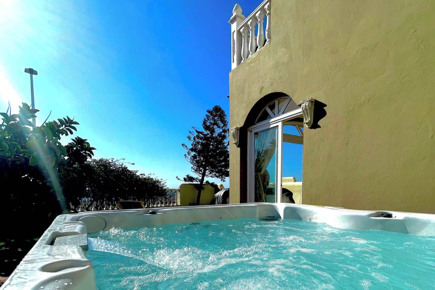 Bain à remous extérieur