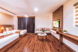 Roupas de cama premium, frigobar, individualmente mobiliados