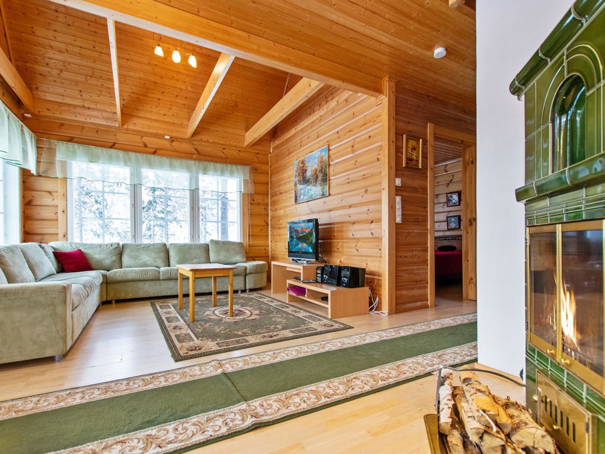 Televisión y reproductor de DVD 