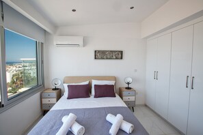 2 habitaciones, tabla de planchar con plancha, internet y ropa de cama 