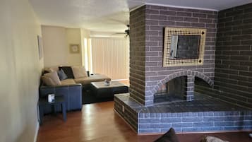 Smart TV, fireplace, computer monitors
