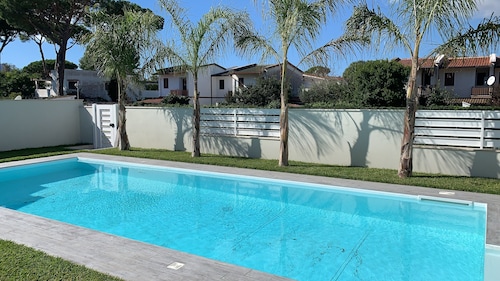 Wonderful villa with private pool in san felice circeo