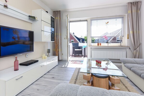 TV - Ferienwohnung Wellenrauschen - Ferienwohnung Wellenbrecher und Wellenrauschen (Esens)