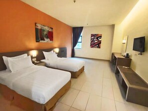 Deluxe Twin Room | Desk, iron/ironing board, free WiFi, bed sheets - Kluang Riverview Hotel (Kluang)