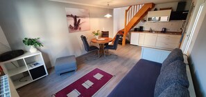 TV - 03 Ferienwohnung mit Terrasse - Ferien im Haus Bucheneck mit Sauna (Sellin)