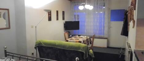 1 dormitorio y ropa de cama