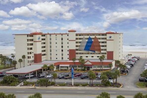 Exterior - Your Slice of Paradise! Spectacular Views of Ocean, Beach, City on 8th Floor-Smart TV-DVD-FREE WIFI! (Daytona Beach)