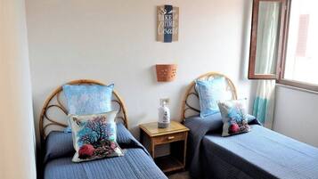 2 camere, ferro/asse da stiro, Wi-Fi gratuito, lenzuola