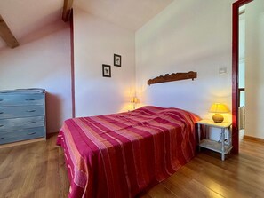 3 bedrooms