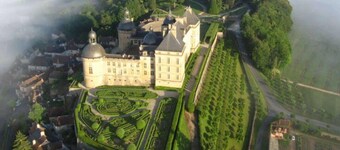 Rustic cottage with private pool and Wifi