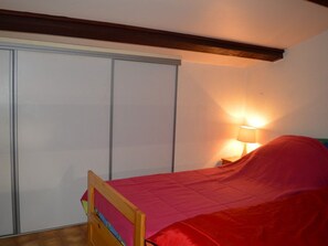 1 Schlafzimmer