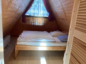 3 chambres, lit parapluie
