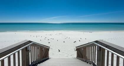 🌴Walk 2 Jetties~Gulf View~Pool~Tennis~Beach Svc 1BR Hol.Surf & Racquet Club 319
