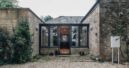 The Little House, Luxury Cotswolds Stunning Views