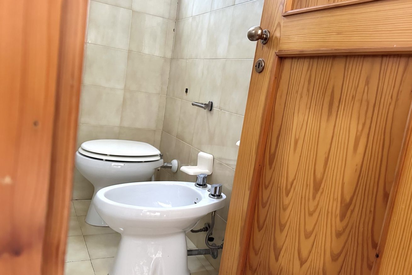 Dusche, Bidet, Handtücher