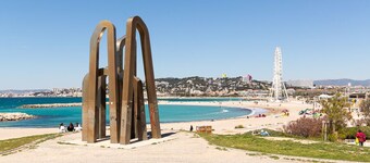 House facing the sea, bright, air-conditioned, terrace, family, calanques