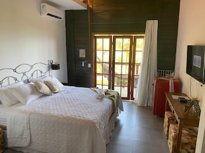 Suite, Meerblick | 1 Schlafzimmer, Minibar, Zimmersafe, individuell dekoriert