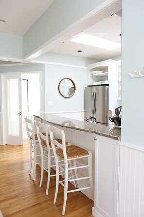 Dishwasher, coffee/tea maker, cookware/dishes/utensils - Sleepy Hollow Beach Resort introduces Cottage 8B (South Haven)