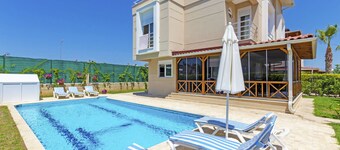 Paradise Town Villa Beltania
