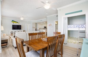 Condo, 2 Bedrooms