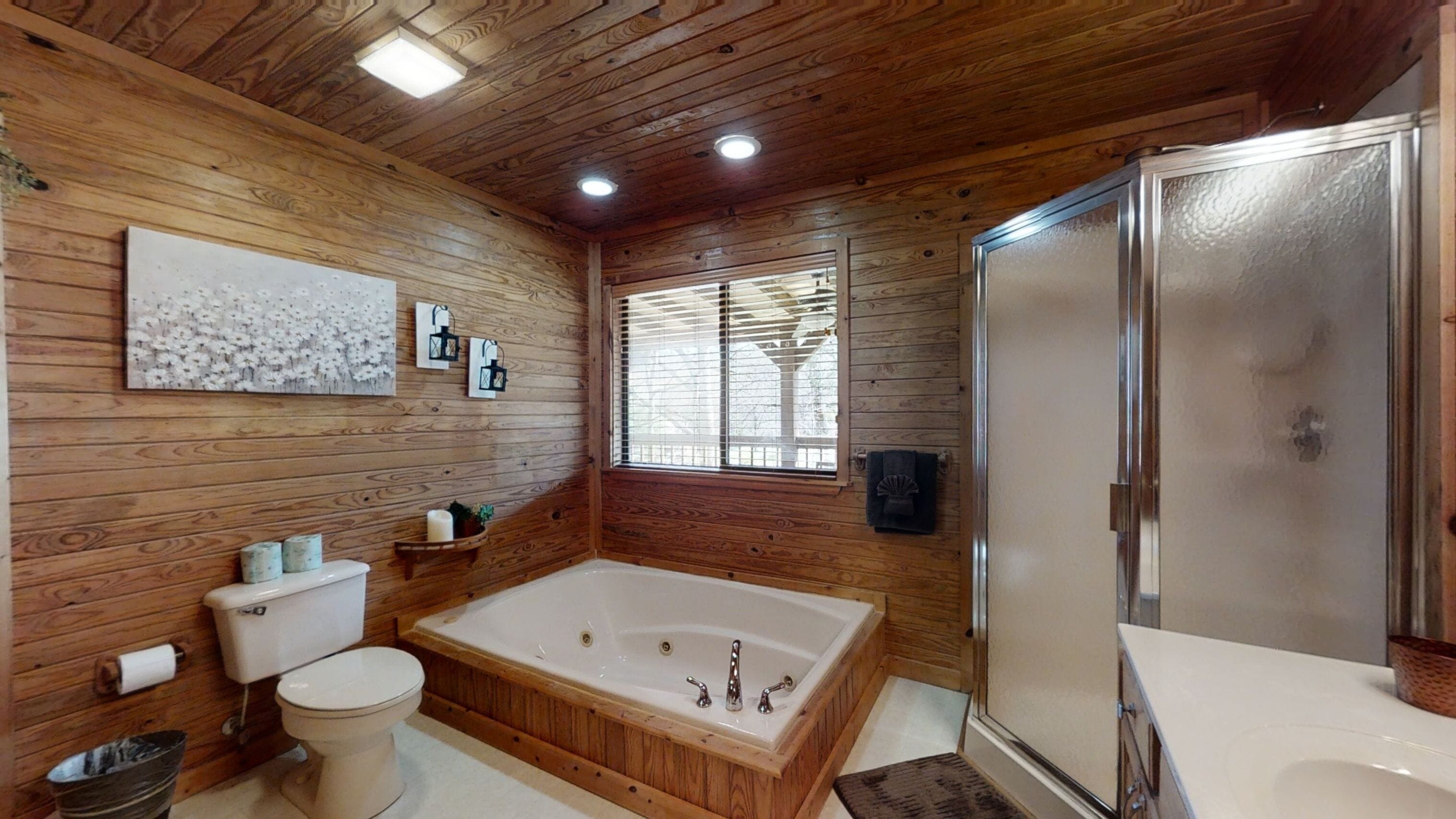 Cabin, 3 Bedrooms | Bathroom | Towels