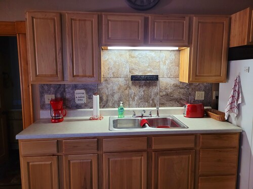 STAY AT THE JORDAN HOUSE IN THE  ❤️ OF DEADWOOD!  PERFECT FOR COUPLES!