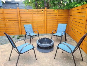 Property grounds - Modern ATX Getaway (Austin)