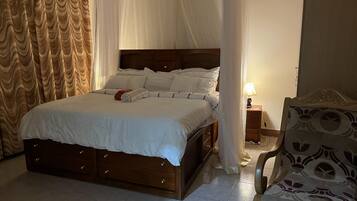 Villa | 3 bedrooms, iron/ironing board, free WiFi, bed sheets