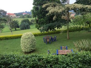 Villa | Garden - Captivating 3-bed Villa (Entebbe)