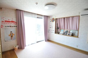 Interior - Triple room with futon shared bathroom room witho / Nishimurayama-gun Yamagata (Nishimurayama-gun)