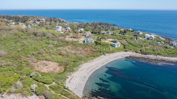 Am Strand, Liegestühle, Strandtücher