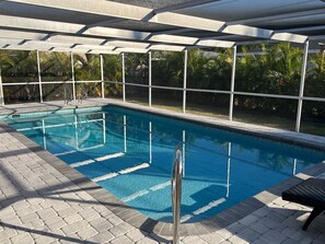 Beheizter Pool