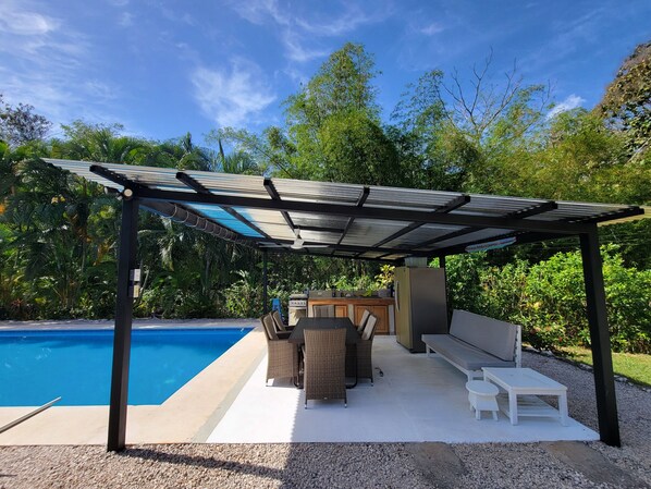 Piscine extérieure