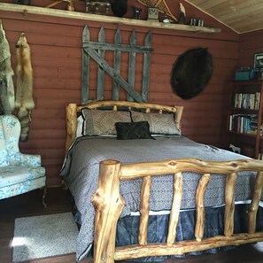 1 bedroom, desk, free WiFi, bed sheets