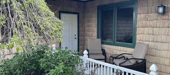 One Oak Vacation Rental - Lake Charlevoix Area